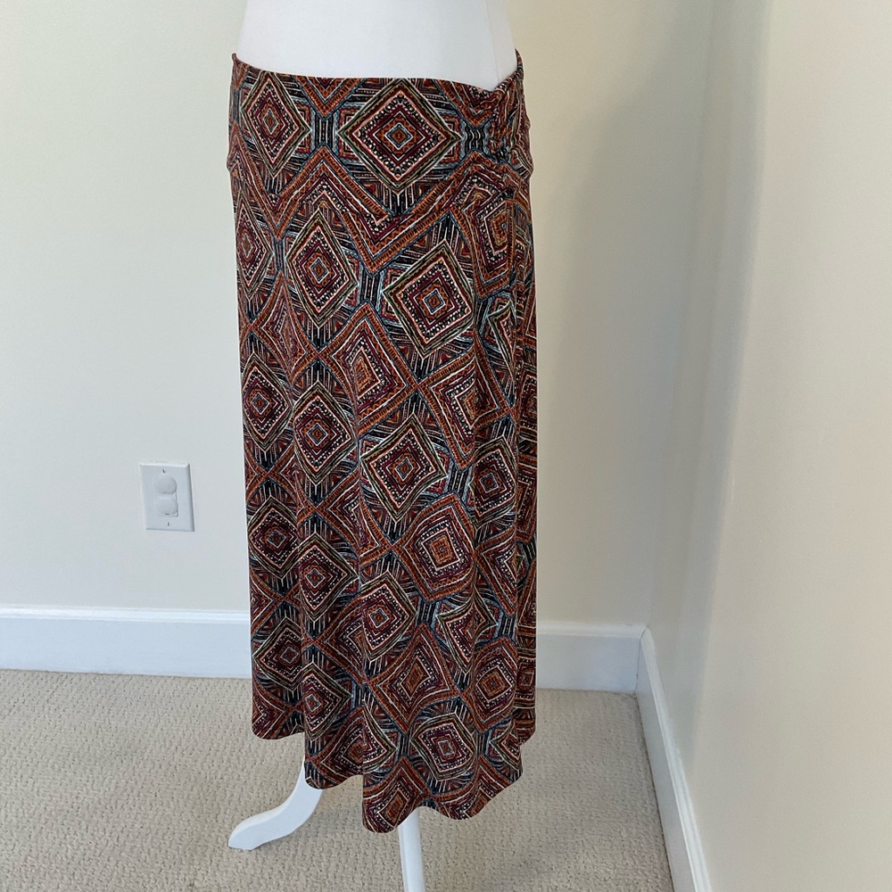 Bobeau Geometric Patterned Midi Skirt - Picture 4 of 6
